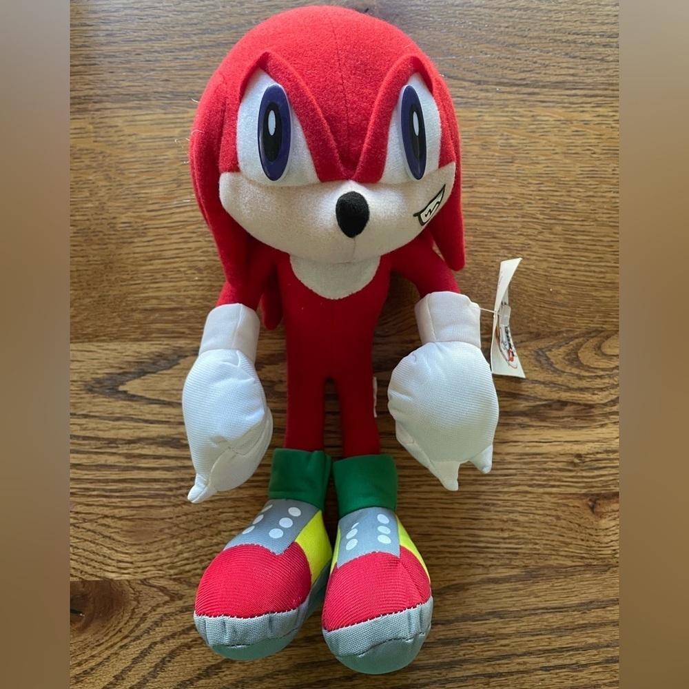 Vintage 1991- 2000 Knuckles stuffed animal from Sonic the Hedgehog